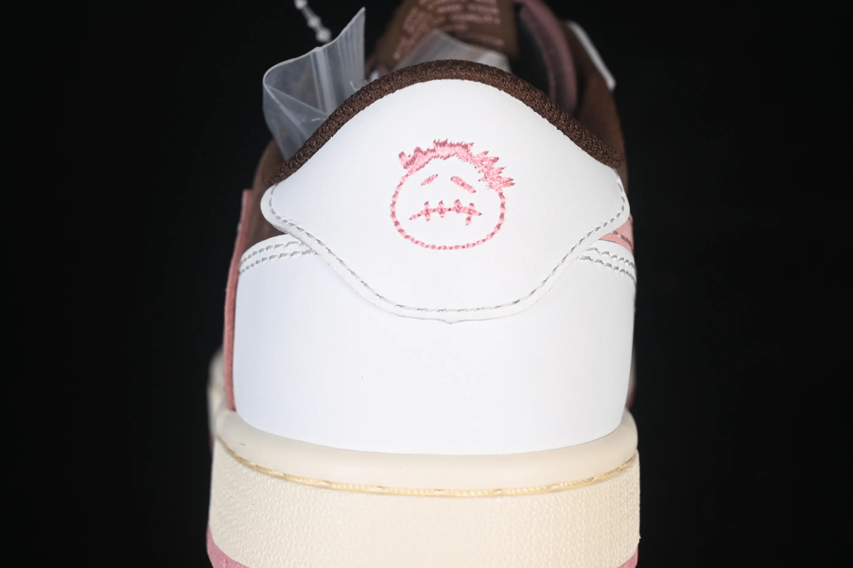 All categories Air Jordan Jordan series basketball shoes Air Jordan 1 Low foreign trade version Travis Scott x Air Jordan 1 Low OG AJ1 Joe 1 pink undercut low top DZ4137-206